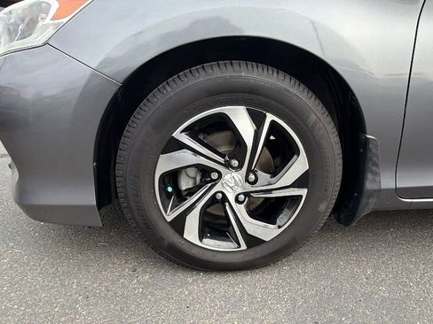 Used 2016 Honda Accord LX image 10