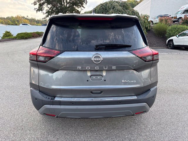 Certified 2023 Nissan Rogue SV w/ SV Premium B Package AWD/4WD image 4