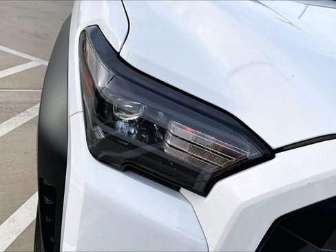 Used 2025 Toyota 4Runner SR5 image 39