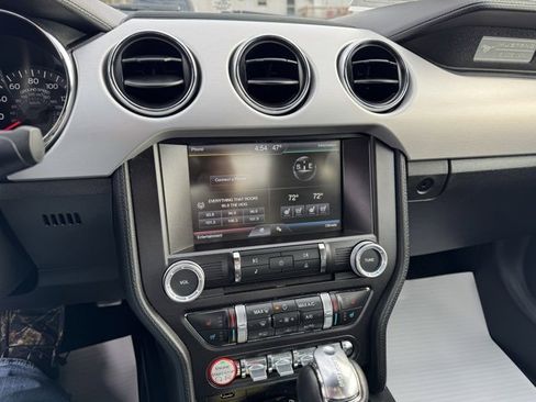 Used 2015 Ford Mustang Premium image 17