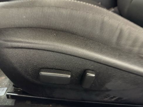 Used 2015 Chevrolet Camaro LT image 10