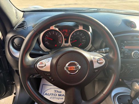 Used 2014 Nissan Juke S image 23