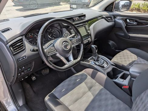 Used 2021 Nissan Rogue Sport SV AWD/4WD image 12