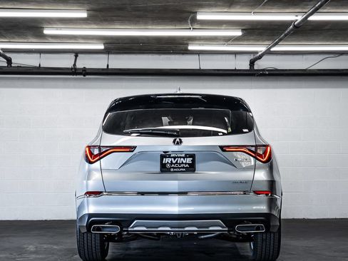 New 2026 Acura MDX SH-AWD image 4