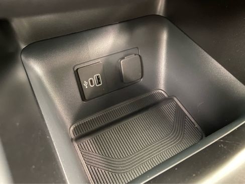 New 2026 Ford Explorer ST-Line image 38