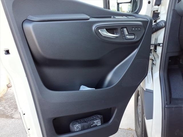 New 2026 Mercedes-Benz Sprinter 2500 image 14