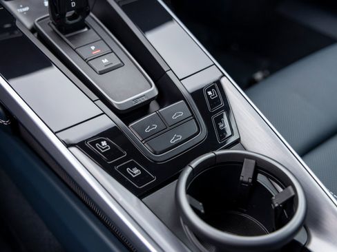 Certified 2022 Porsche 911 Turbo S image 41