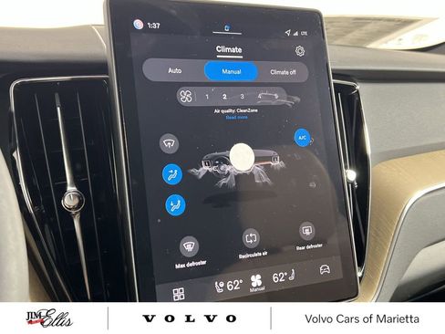 New 2026 Volvo XC60 B5 Core w/ Climate Package image 15