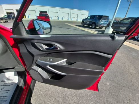 New 2026 Chevrolet Trax LS w/ LS Convenience Package FWD image 40