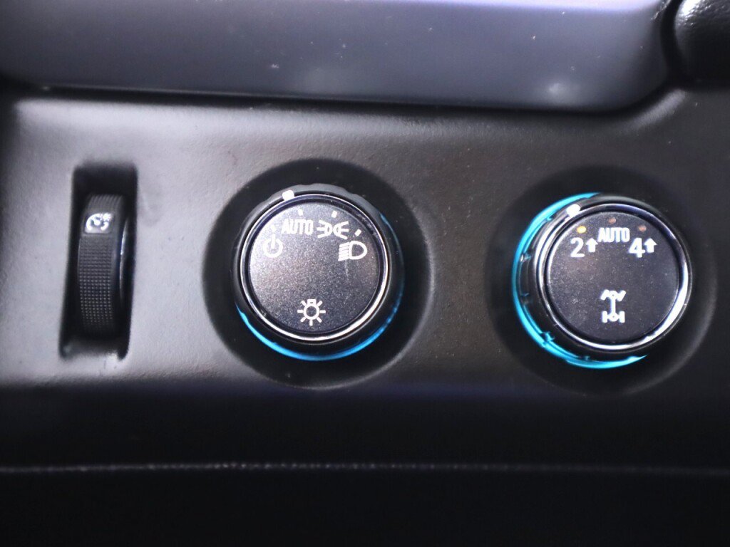 Used 2019 Chevrolet Suburban LS AWD/4WD image 10