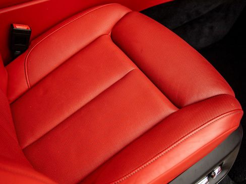 Used 2021 Rolls-Royce Cullinan image 47