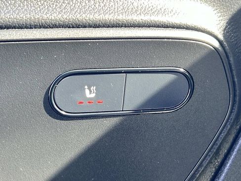 Used 2025 Mercedes-Benz Sprinter 2500 image 24