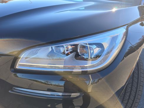 New 2026 Lincoln Corsair Reserve image 31