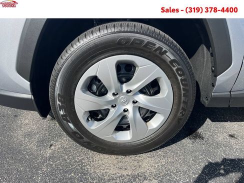 Certified 2023 Toyota RAV4 LE AWD/4WD image 12