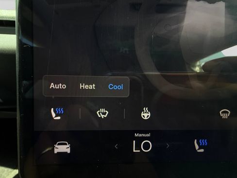 Used 2025 Tesla Model 3 RWD image 19