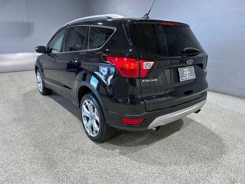 Used 2019 Ford Escape Titanium AWD/4WD image 6