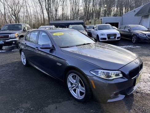 Used 2016 BMW 550i xDrive Sedan image 3
