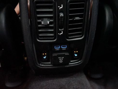 Used 2018 Jeep Grand Cherokee Summit AWD/4WD image 17