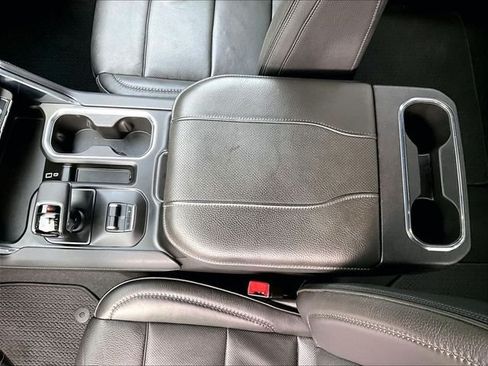 Used 2024 GMC Sierra 1500 Denali AWD/4WD image 15