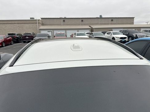 Used 2025 BMW X2 xDrive28i w/ Premium Package image 8