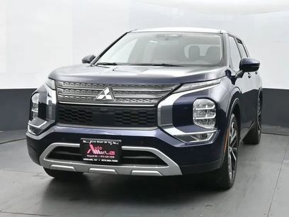 Used 2024 Mitsubishi Outlander SE