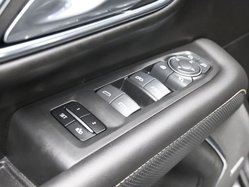 Used 2024 Chevrolet Tahoe Premier image 31