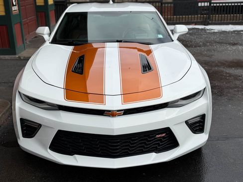 Used 2016 Chevrolet Camaro SS image 15