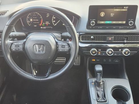 Used 2025 Honda Civic Sport image 26