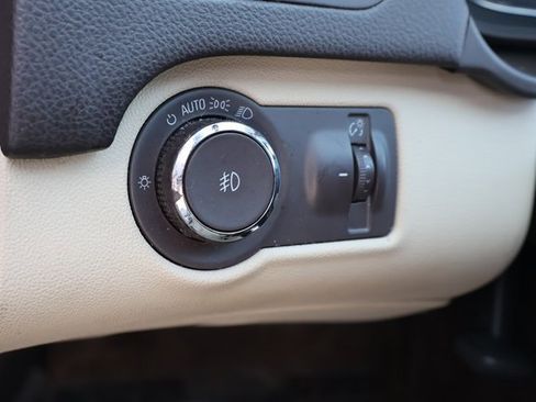 Used 2015 Buick Regal Premium w/ Experience Buick Package image 18