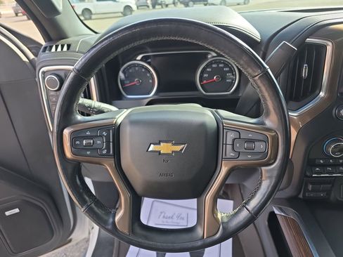 Used 2019 Chevrolet Silverado 1500 High Country w/ Technology Package image 15