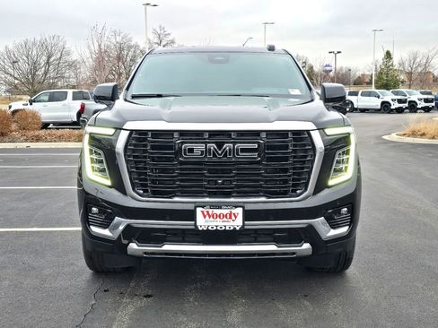 New 2026 GMC Yukon XL Denali w/ Denali Reserve Package AWD/4WD image 4