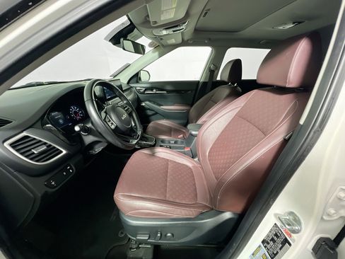 Used 2022 Kia Seltos SX w/ Sunroof Package image 14