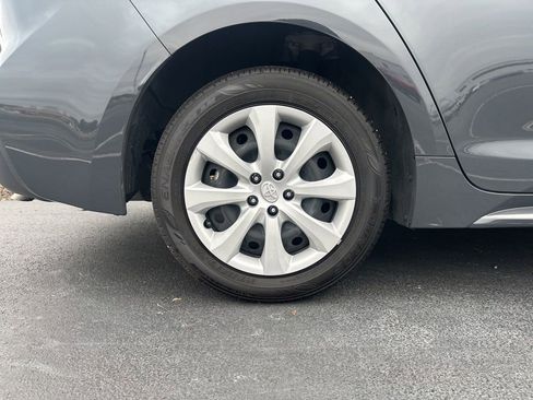 Certified 2025 Toyota Corolla LE image 34