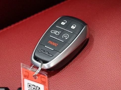 Used 2023 Alfa Romeo Giulia Veloce AWD/4WD image 33