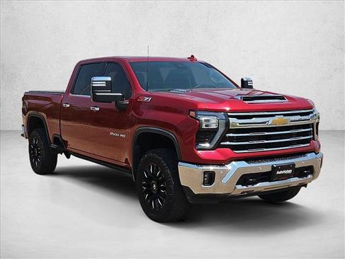 Certified 2024 Chevrolet Silverado 2500 LTZ w/ LTZ Convenience Package AWD/4WD image 3