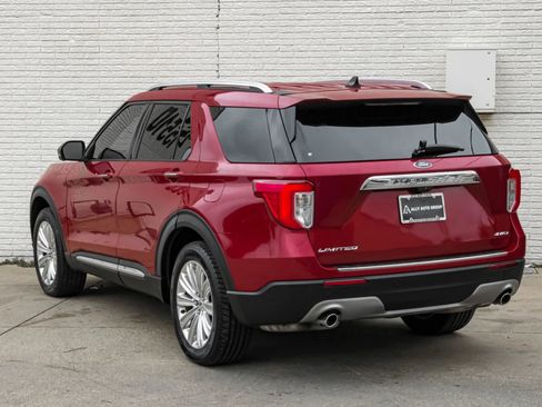 Used 2021 Ford Explorer Limited w/ Equipment Group 301A image 9