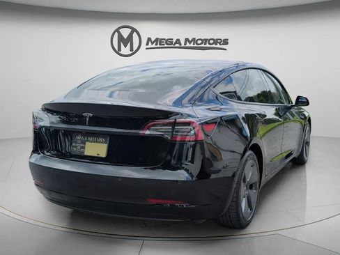 Used 2022 Tesla Model 3 Standard Range RWD image 7