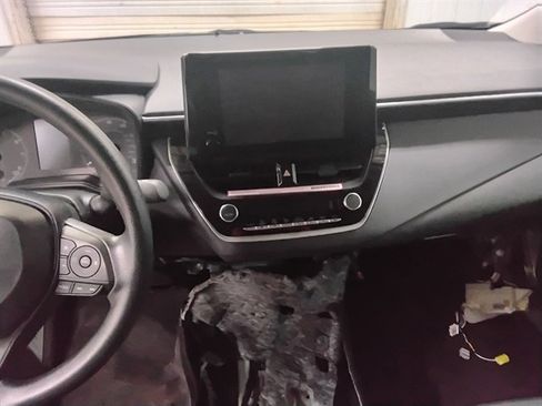 Used 2024 Toyota Corolla LE FWD image 12