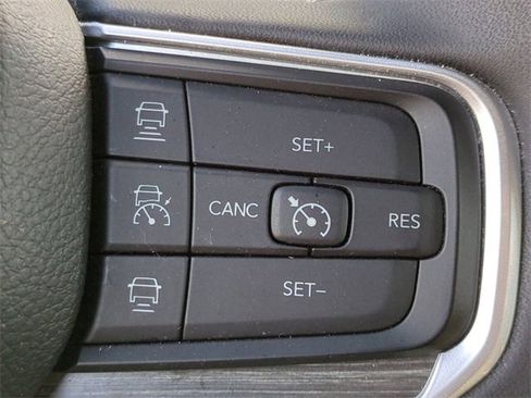 Used 2024 Jeep Wagoneer Series II image 24