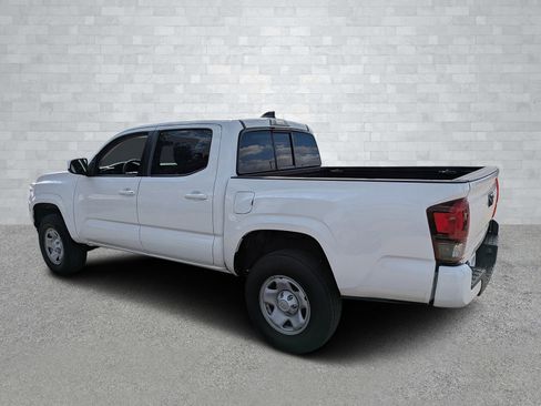 Used 2022 Toyota Tacoma SR image 7