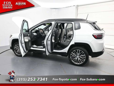 Used 2023 Jeep Compass Limited w/ Elite Group AWD/4WD image 42