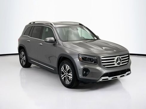 New 2026 Mercedes-Benz GLB 250 image 3