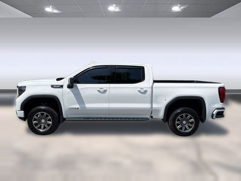 Used 2024 GMC Sierra 1500 AT4 w/ Technology Package AWD/4WD image 2