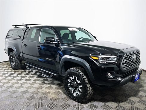 Certified 2023 Toyota Tacoma TRD Off-Road image 1