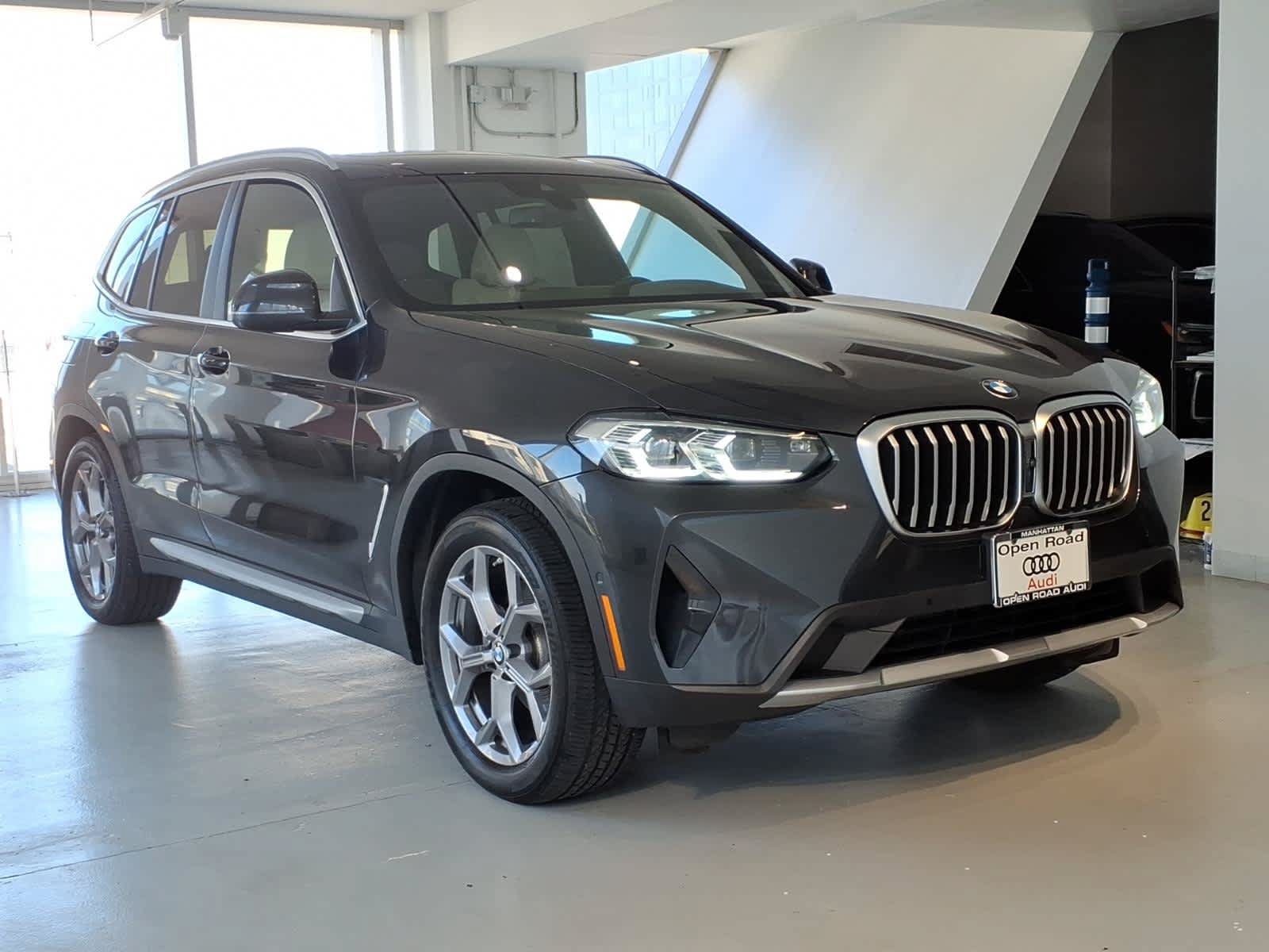 Used 2024 BMW X3 xDrive30i w/ Premium Package AWD/4WD image 3