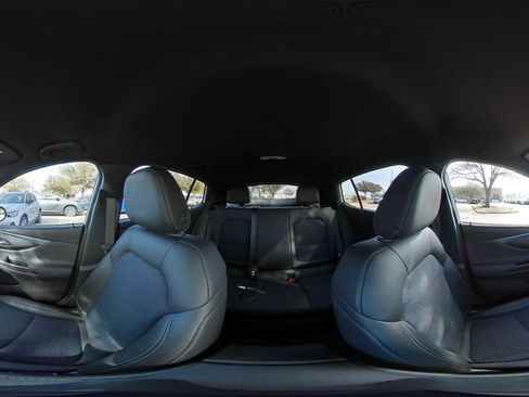 Used 2025 Buick Envista Preferred image 43