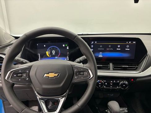 New 2026 Chevrolet Trax LT w/ Driver Confidence Package FWD image 16