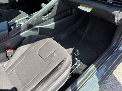 New 2026 Hyundai Elantra SEL Sport Premium FWD image 25