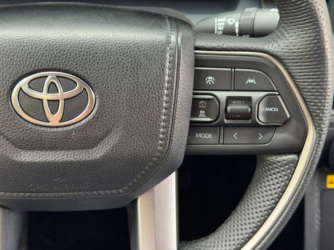 Used 2024 Toyota Tacoma SR5 w/ SR5 Upgrade Package image 21