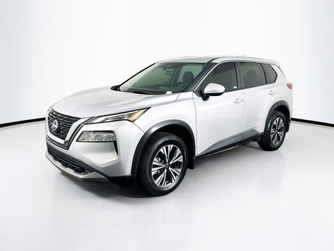 Used 2023 Nissan Rogue SV FWD image 3